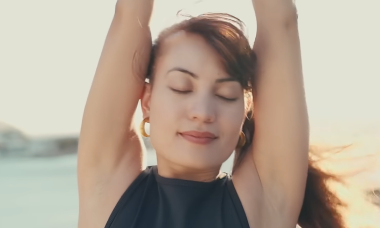 （腋下味道）