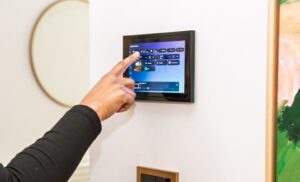 （Control4 全屋自動化系統）